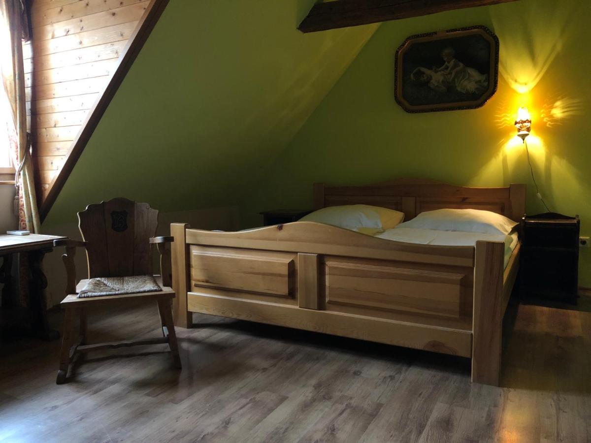Zamek Lesany Pensjonat